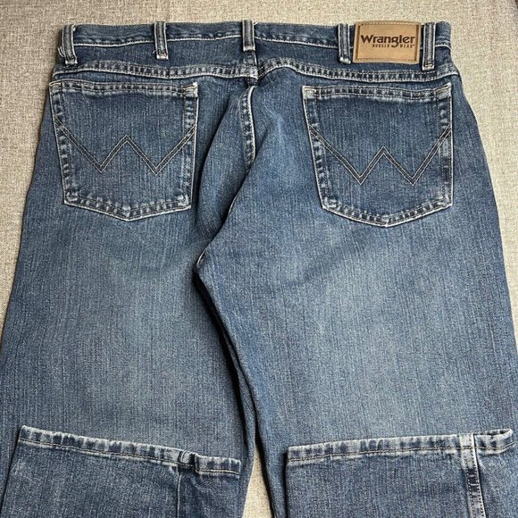Wrangler Rugged Wear Denim Jeans Men's Sz 34 x 34 Blue Casual Work Wear - Picture 7 of 13